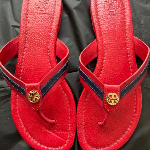 Tory - Picture 2 of 2